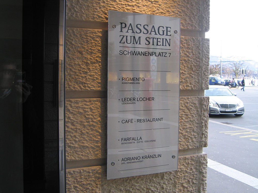 Passage zum Stein